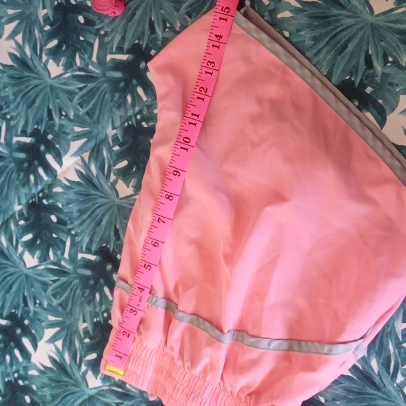 Pink running/athletic shorts - Picture 6 of 8